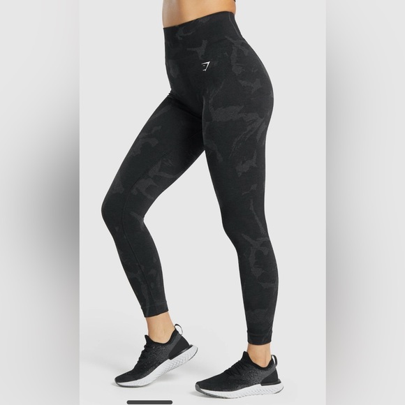 Gymshark Adapt Camo Seamless Leggings - Picture 2 of 8